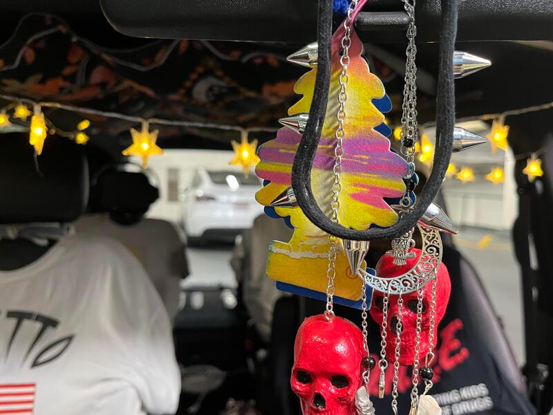 van interior - hanging details