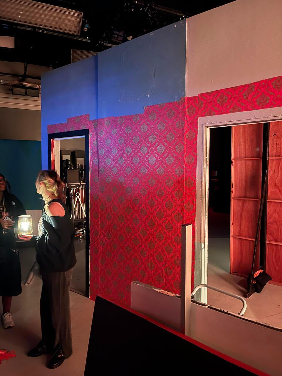 two doorways - wallpaper application